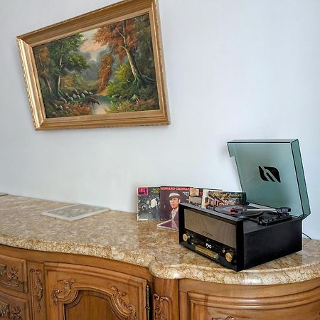 Maison De Style Tout Confort, Position Ideale, Avec Clim Et Petit Exterieur Оранж Екстериор снимка